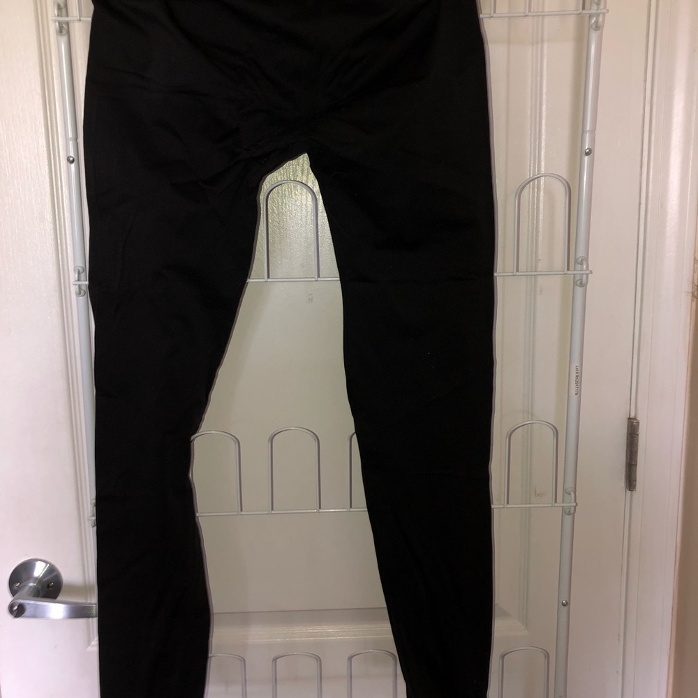 Black leggings